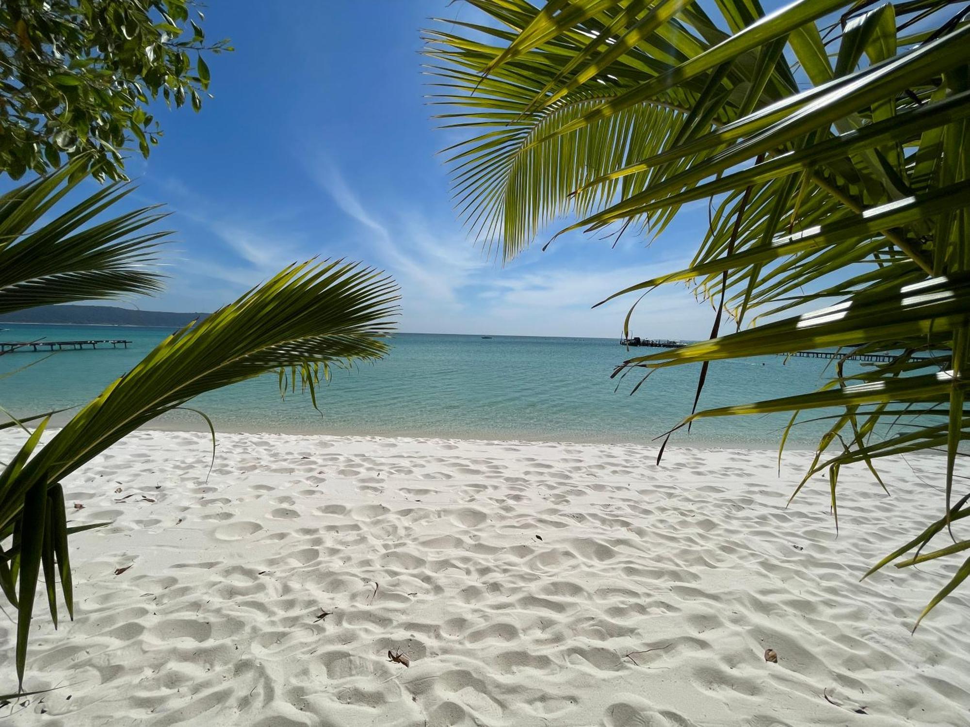 White Sand Ark Resort Sok San Village Экстерьер фото